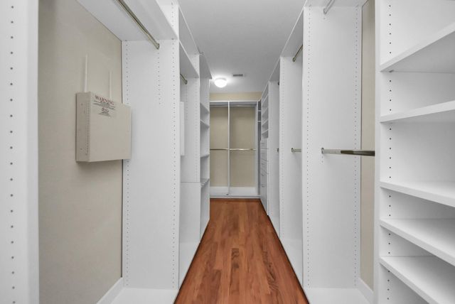 10062 Hillside Bayou Drive, Houston, TX 77080