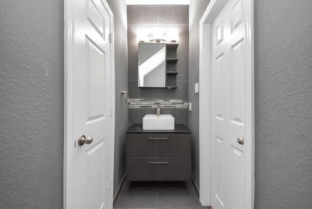 10062 Hillside Bayou Drive, Houston, TX 77080