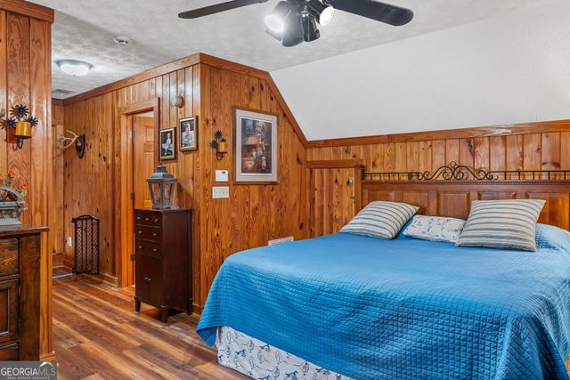 2376 Smokey Road, Newnan, GA 30263