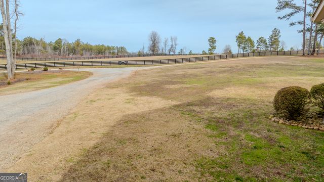 2376 Smokey Road, Newnan, GA 30263