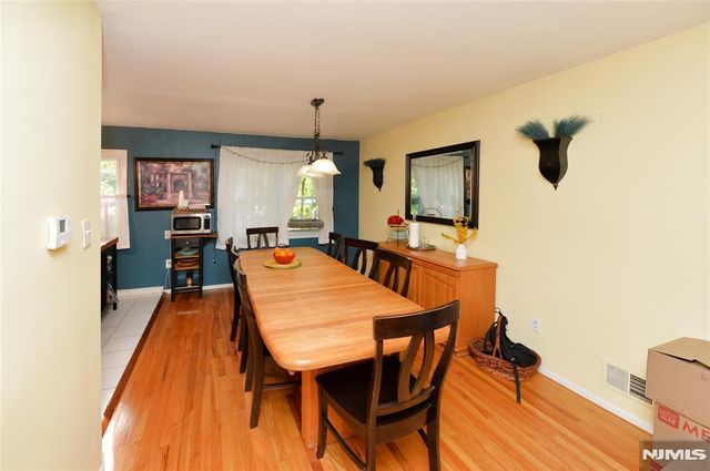 85B PRIMROSE Lane 85b, Paramus, NJ 07652