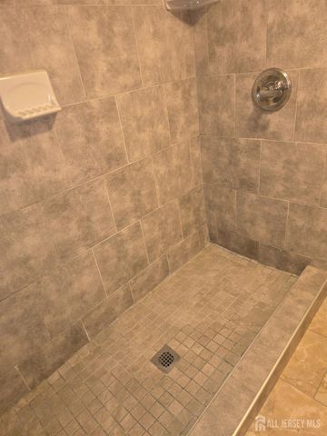 101 Stelton Road, Piscataway, NJ 08854