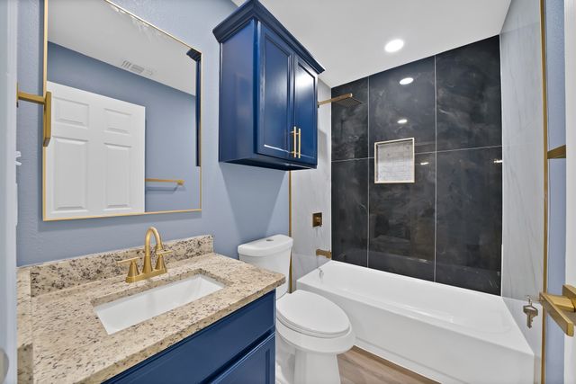 3206 Roberts Street, Greenville, TX 75401