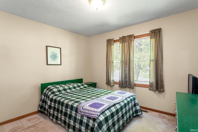 54818 Sunset Court, Osceola, IN 46561