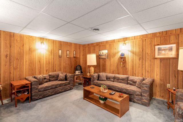 54818 Sunset Court, Osceola, IN 46561