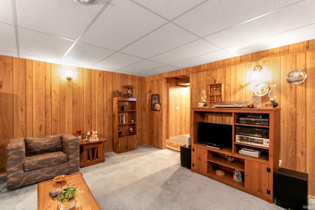 54818 Sunset Court, Osceola, IN 46561
