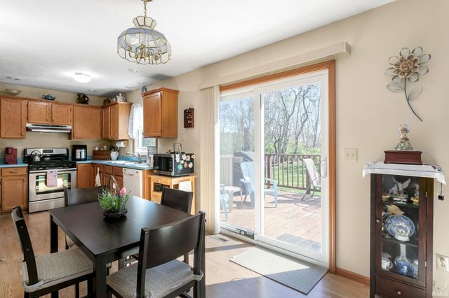 54818 Sunset Court, Osceola, IN 46561