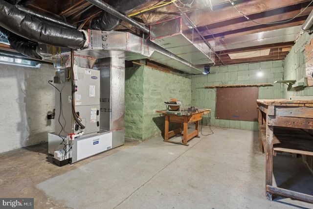 203 COCOA AVE, Hershey, PA 17033