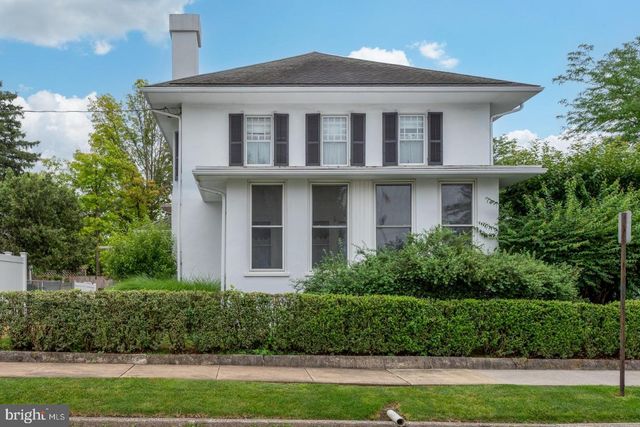 203 COCOA AVE, Hershey, PA 17033