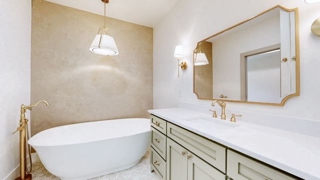 9734 Campbellsville Rd, Pulaski, TN 38478