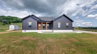 9734 Campbellsville Rd, Pulaski, TN 38478