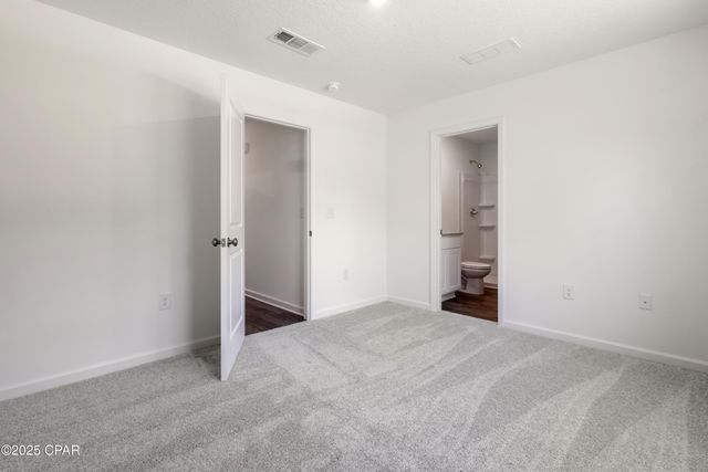 4109 Pinehurst Avenue, Chipley, FL 32428