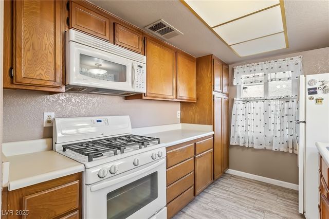 2148 Pebble Creek Lane, Laughlin, NV 89029