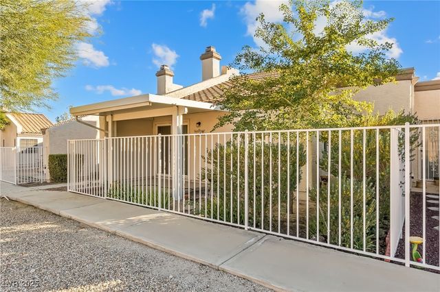 2148 Pebble Creek Lane, Laughlin, NV 89029