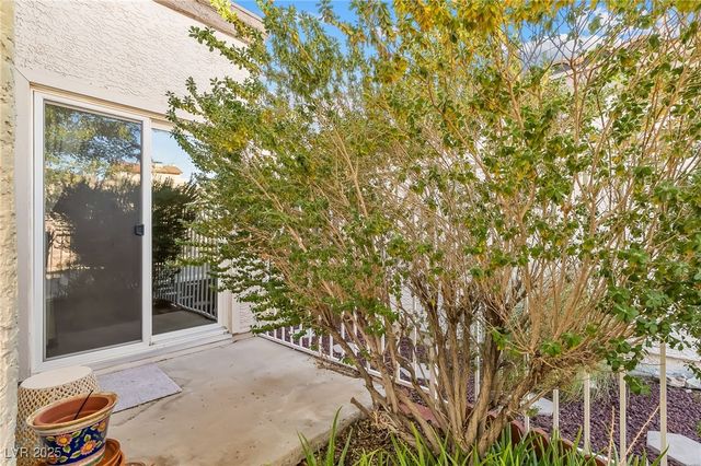 2148 Pebble Creek Lane, Laughlin, NV 89029