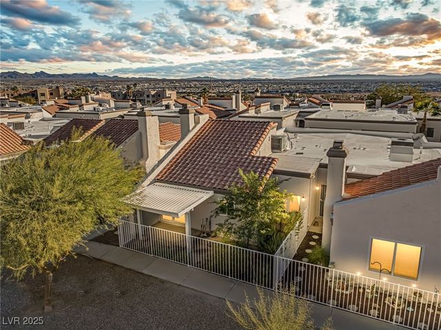 2148 Pebble Creek Lane, Laughlin, NV 89029