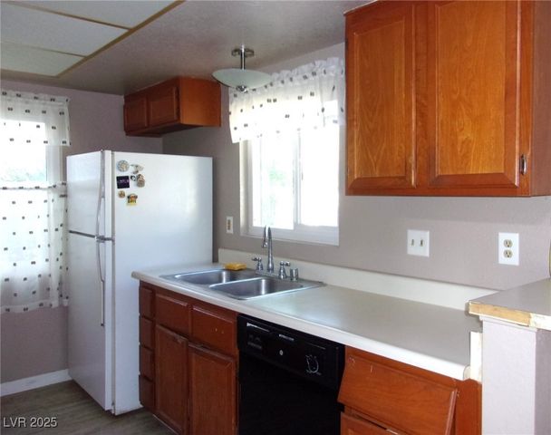 2148 Pebble Creek Lane, Laughlin, NV 89029