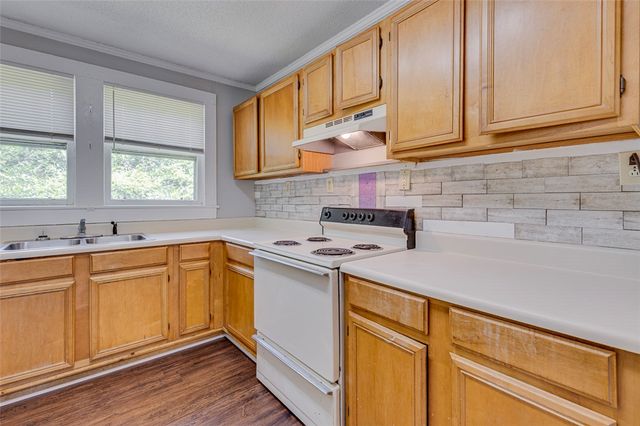 103 & 105 Woodrow Street, Belton, SC 29627