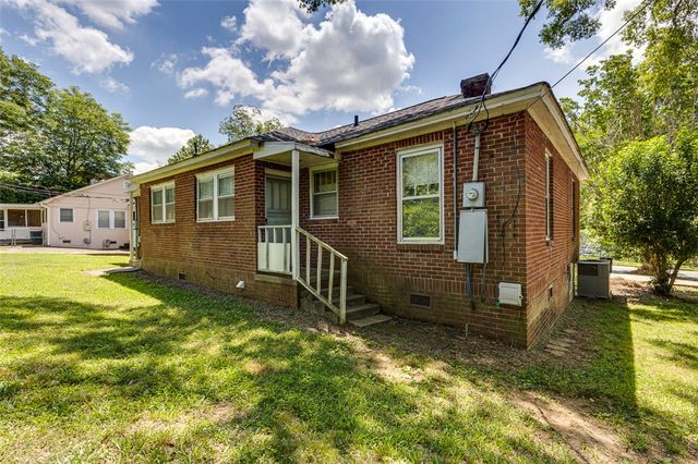 103 & 105 Woodrow Street, Belton, SC 29627