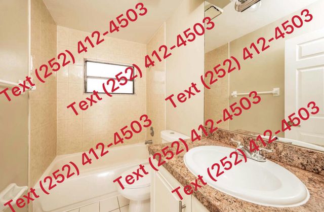 169 E BAYRIDGE Drive, Weston, FL 33326