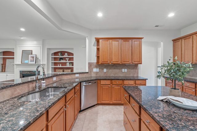 1424 Marsalis Way, Cary, NC 27519