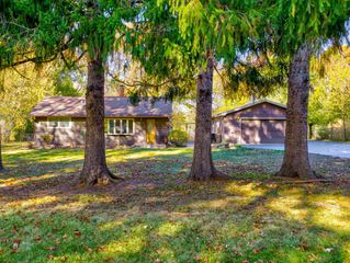 13310 W Greenview Drive, Wadsworth, IL 60083