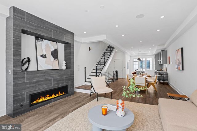 742 S BROAD ST, Philadelphia, PA 19146