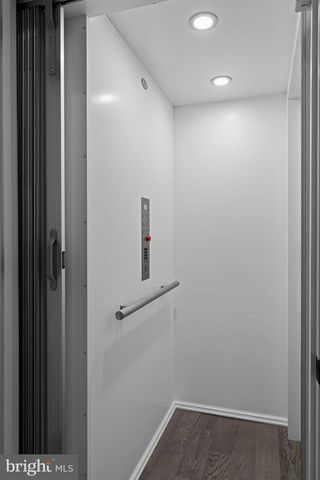 742 S BROAD ST, Philadelphia, PA 19146