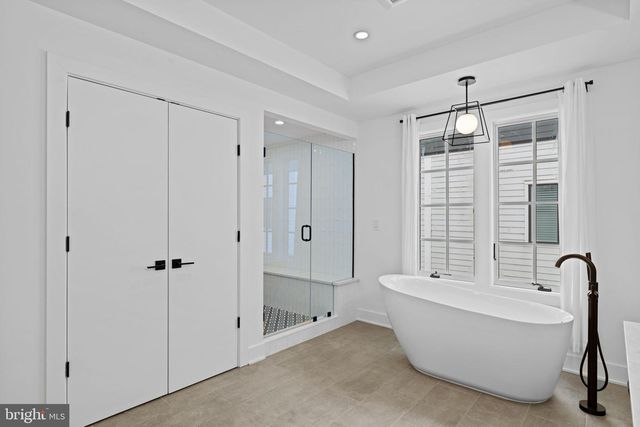 742 S BROAD ST, Philadelphia, PA 19146