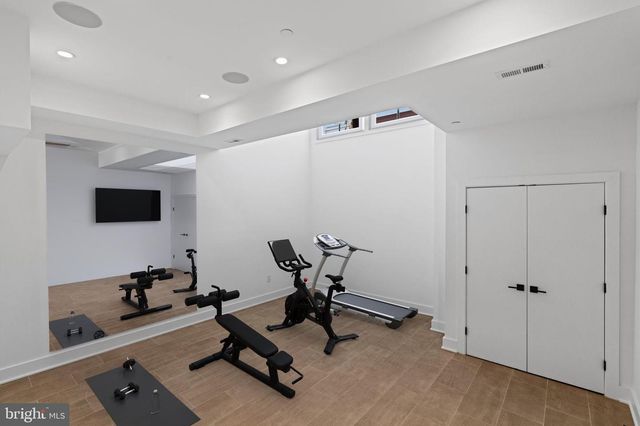 742 S BROAD ST, Philadelphia, PA 19146