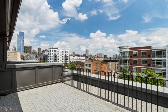 742 S BROAD ST, Philadelphia, PA 19146