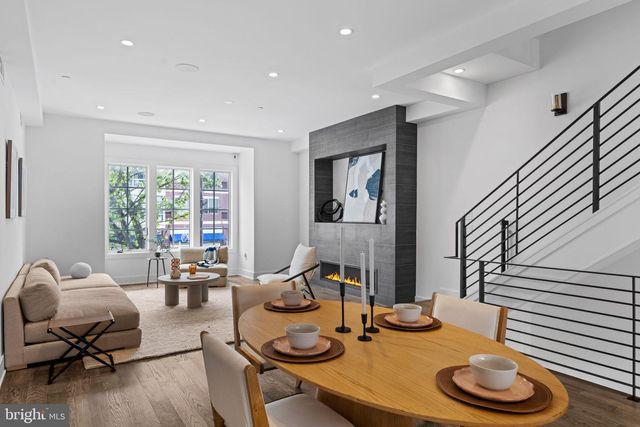 742 S BROAD ST, Philadelphia, PA 19146