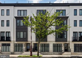 742 S BROAD ST, Philadelphia, PA 19146