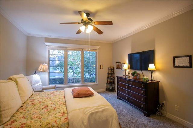 14823 Meadow Lane, Leawood, KS 66224