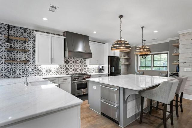 1483 Collier SE Drive, Smyrna, GA 30080