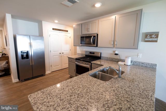 237 SEDMONT CIR, Smyrna, DE 19977