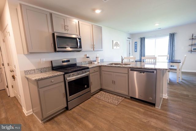 237 SEDMONT CIR, Smyrna, DE 19977