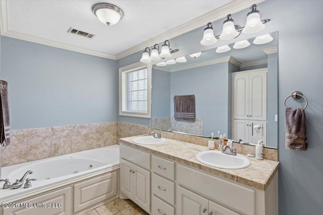 1146 Spanish Oak Drive, Pearl, MS 39208
