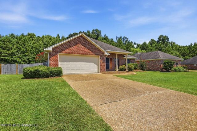 1146 Spanish Oak Drive, Pearl, MS 39208