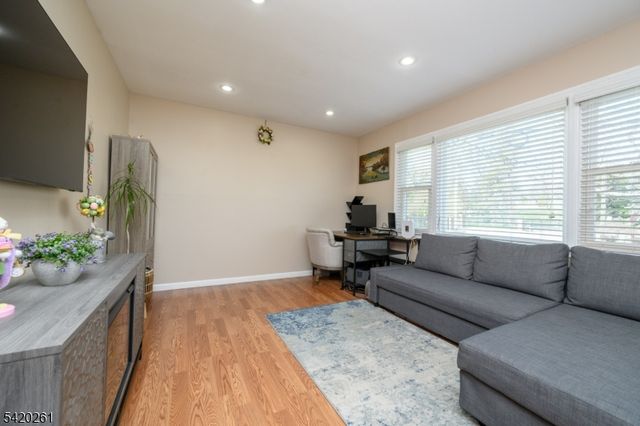 2 Rutan Rd, Belleville Twp., NJ 07109