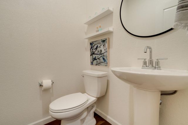 3332 Pruett Dr, Roseville, CA 95747