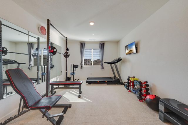 3332 Pruett Dr, Roseville, CA 95747