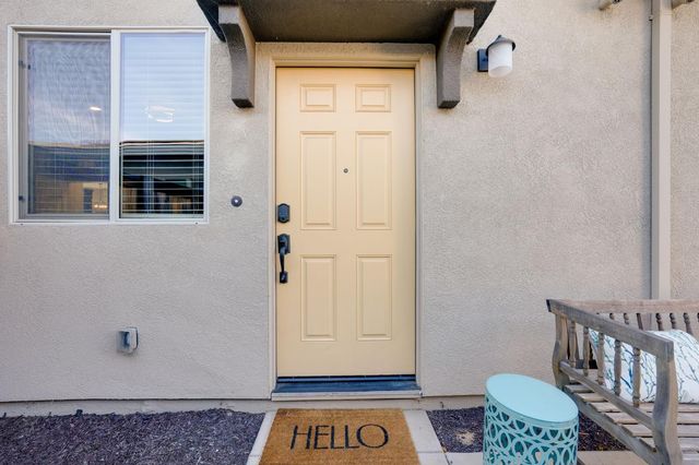 3332 Pruett Dr, Roseville, CA 95747