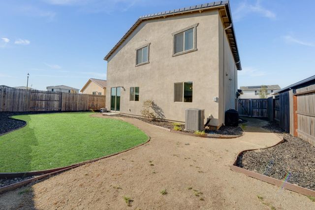 3332 Pruett Dr, Roseville, CA 95747