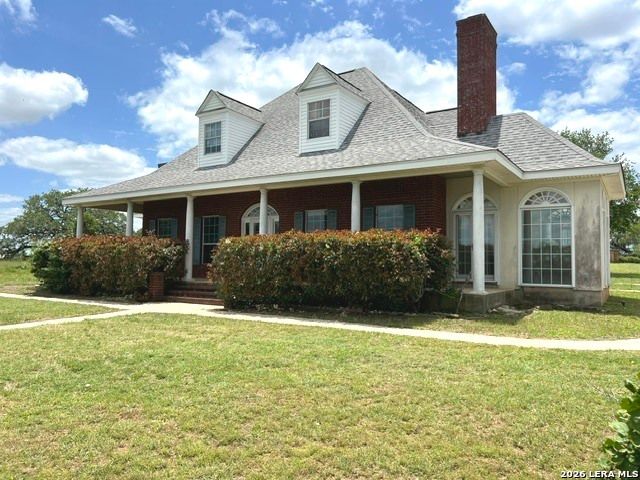 4612 County Road 117, Floresville, TX 78114