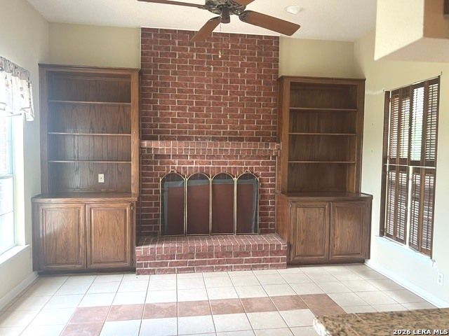 4612 County Road 117, Floresville, TX 78114