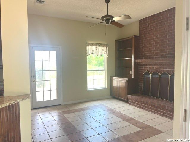 4612 County Road 117, Floresville, TX 78114