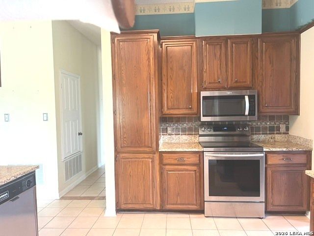 4612 County Road 117, Floresville, TX 78114