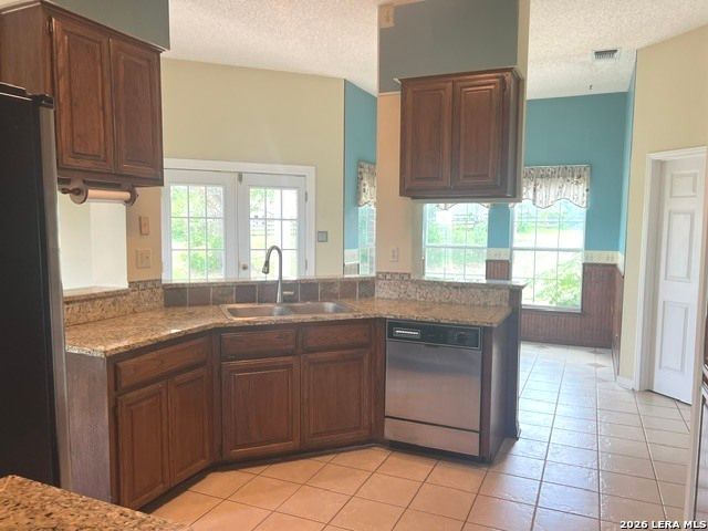 4612 County Road 117, Floresville, TX 78114