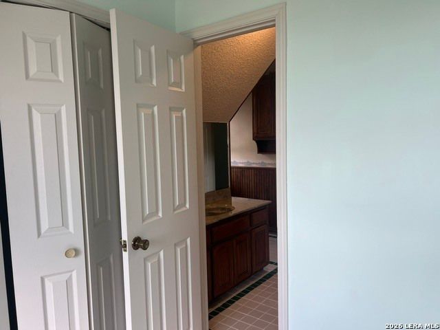 4612 County Road 117, Floresville, TX 78114